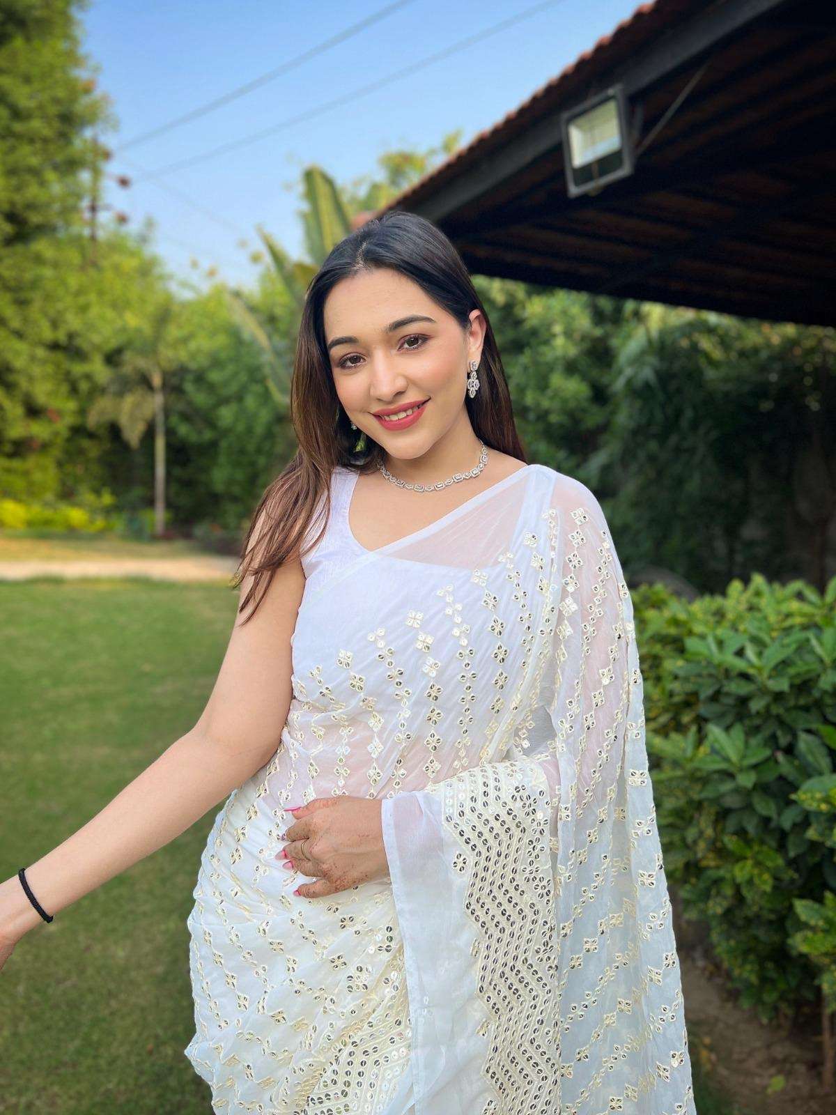 V five by vtg beautiful soft georgette saree manufacturer surat