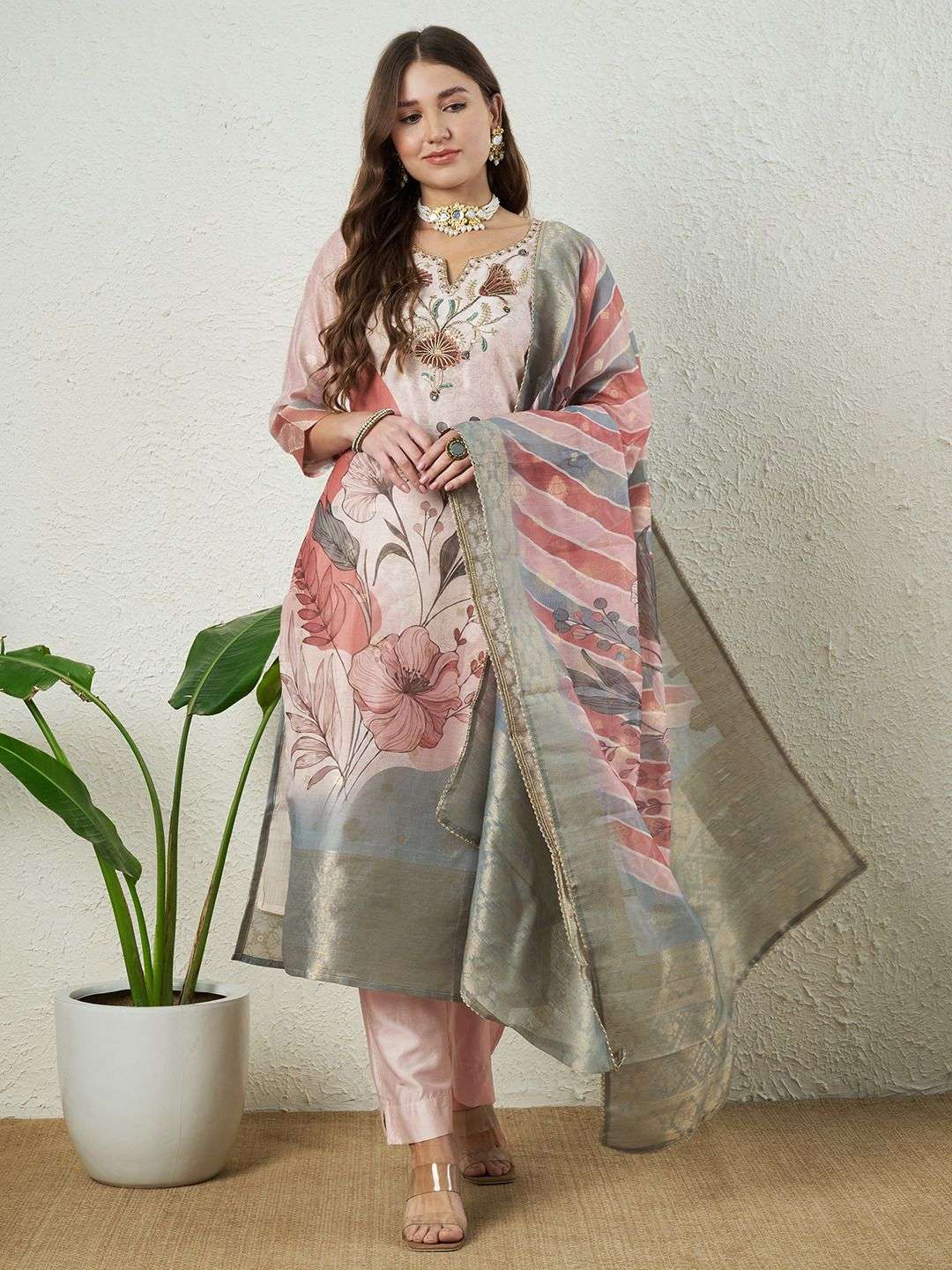 Khazana suit  Dn 9832 to 9835 By Label khoj suit collection manufacturer surat 