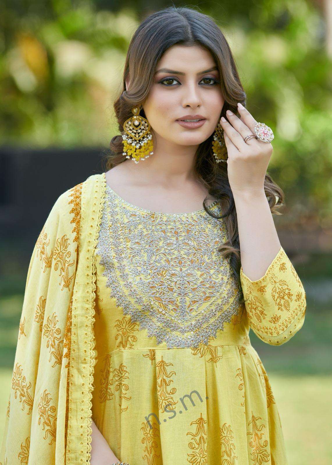 RAJA RANI LIGHT COTTON PRINT suit collection manufacturer surat 