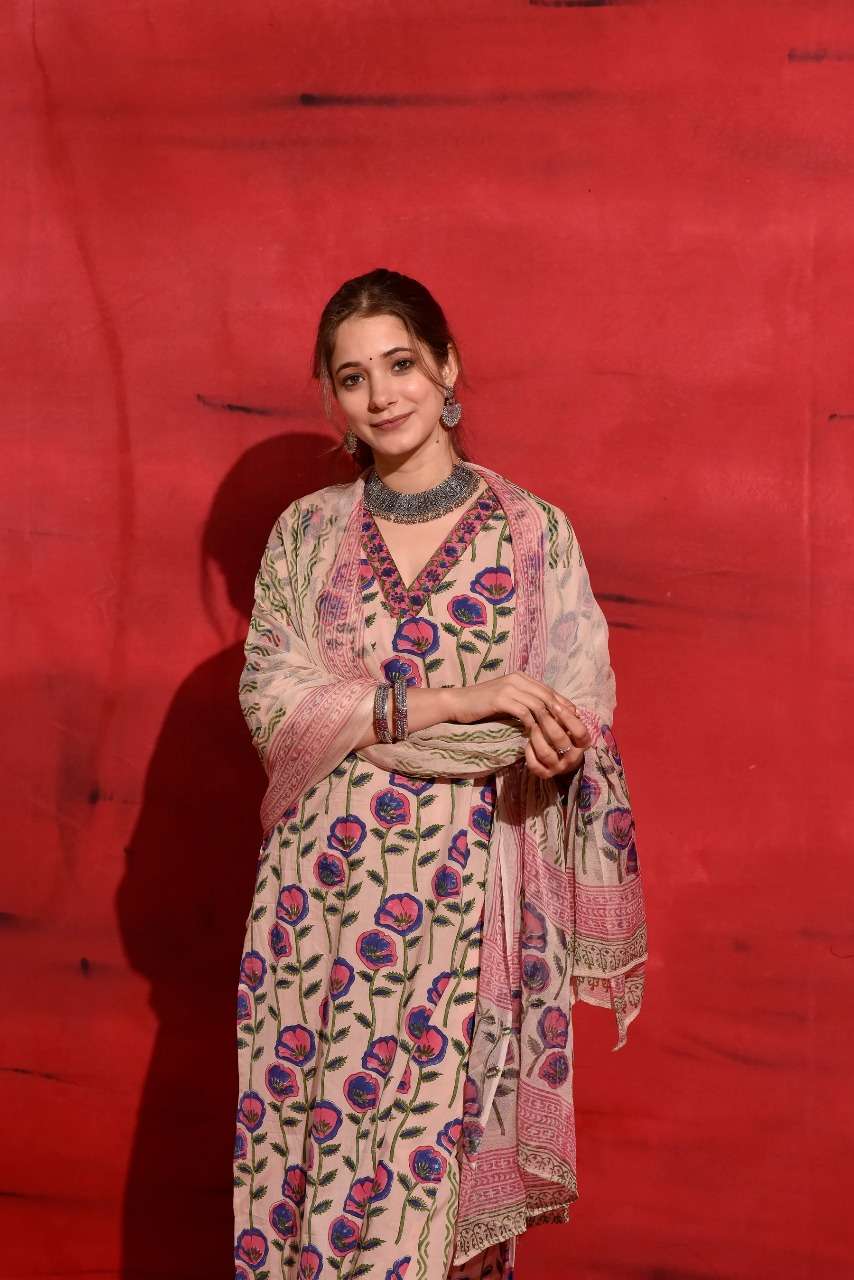 sku SP69 Slub kurti collection manufacturer surat 