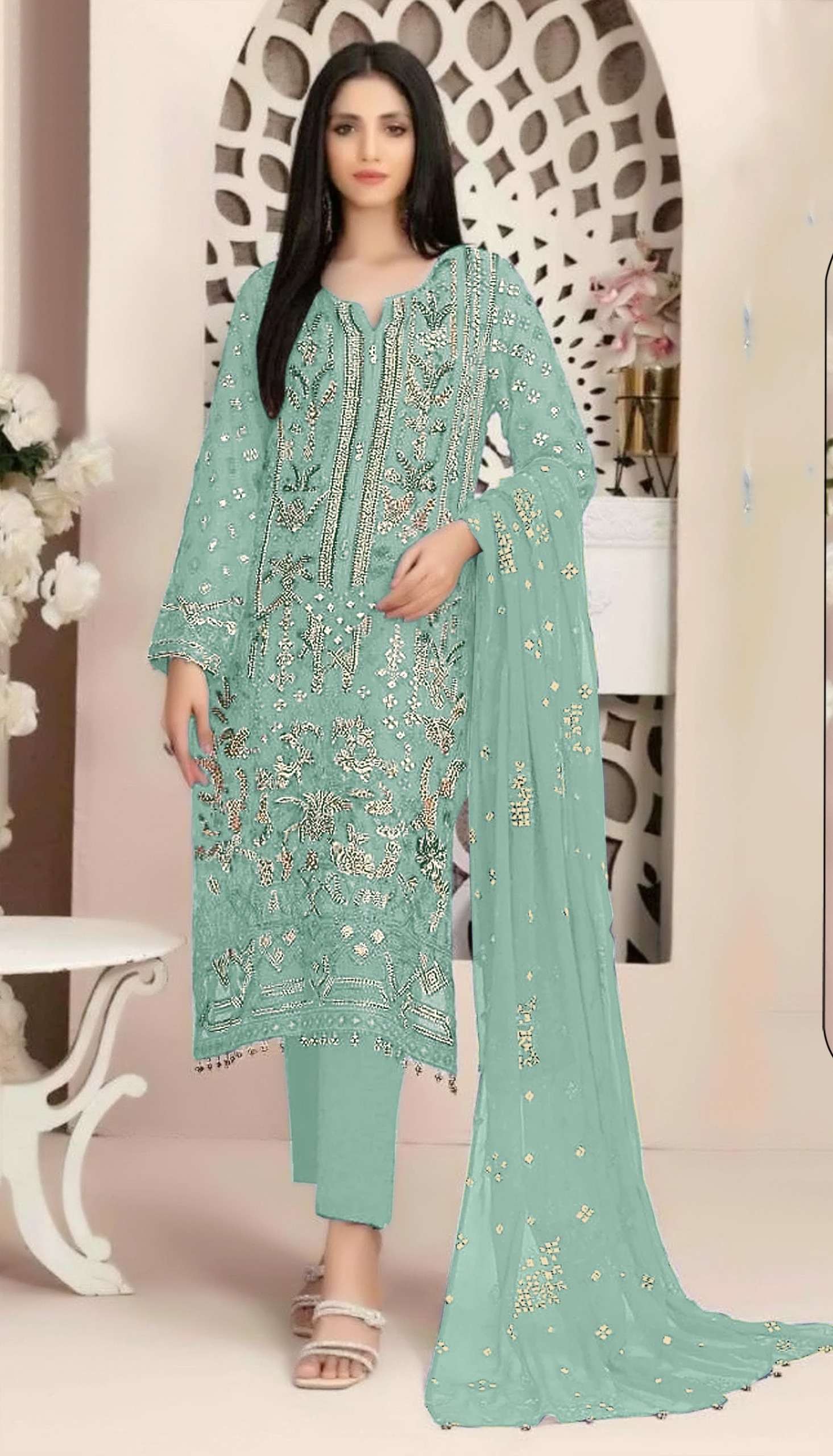 Design no 5022 by RUNGREZ suit collection manufacturer surat 