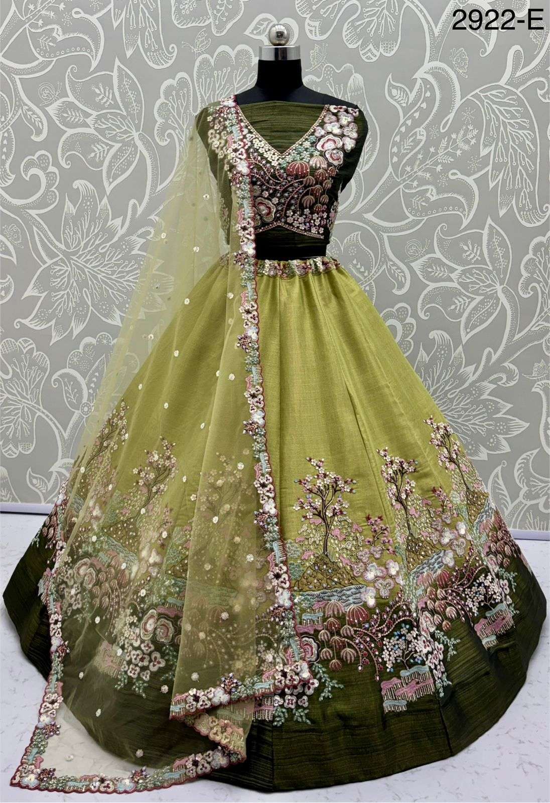 Code  2922 Partywear Lehengacholi collection manufacturer Surat 