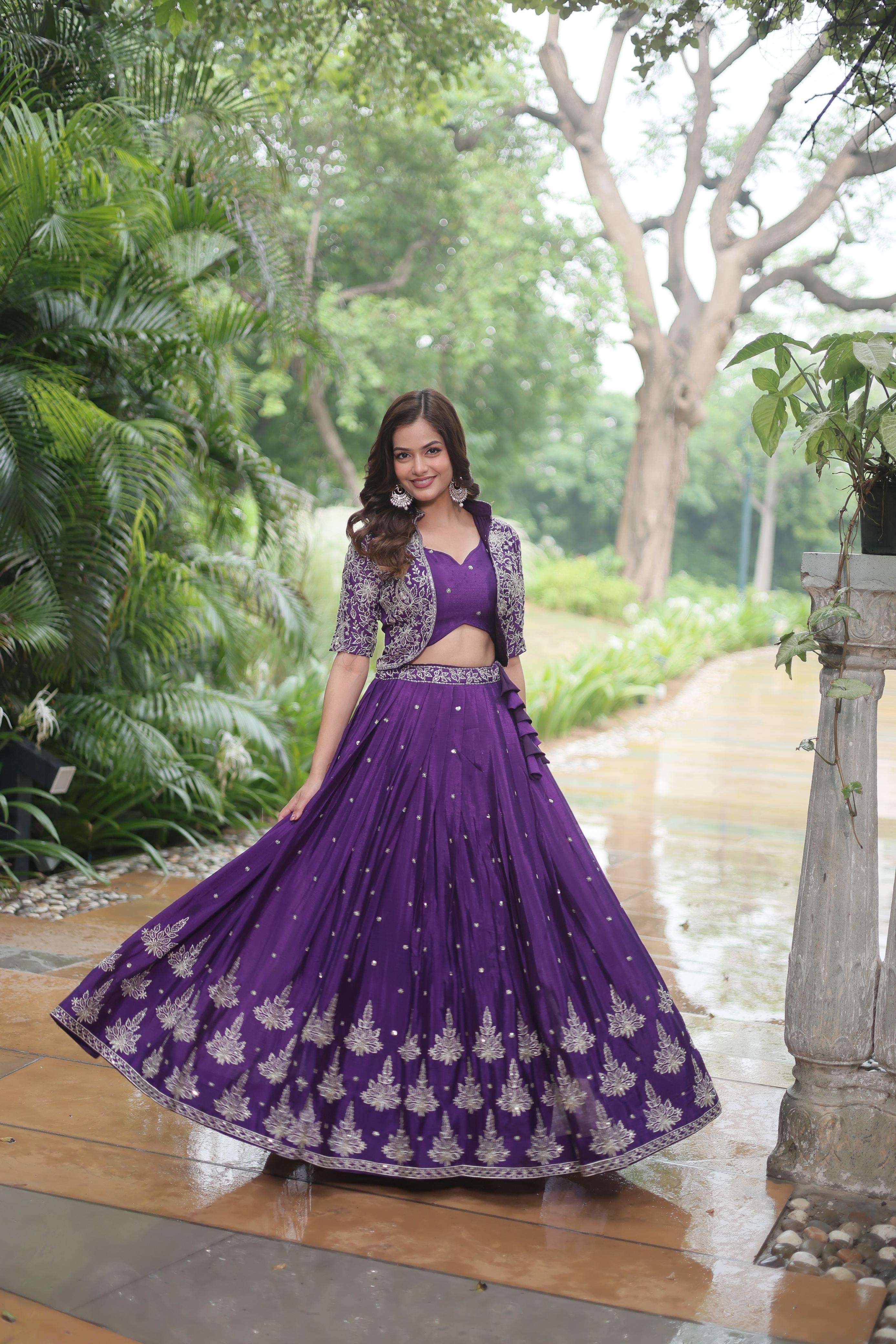 Code  LW 7128 READYMADE LEHENGA CHOLI COLLECTIONS manufacturer Surat 