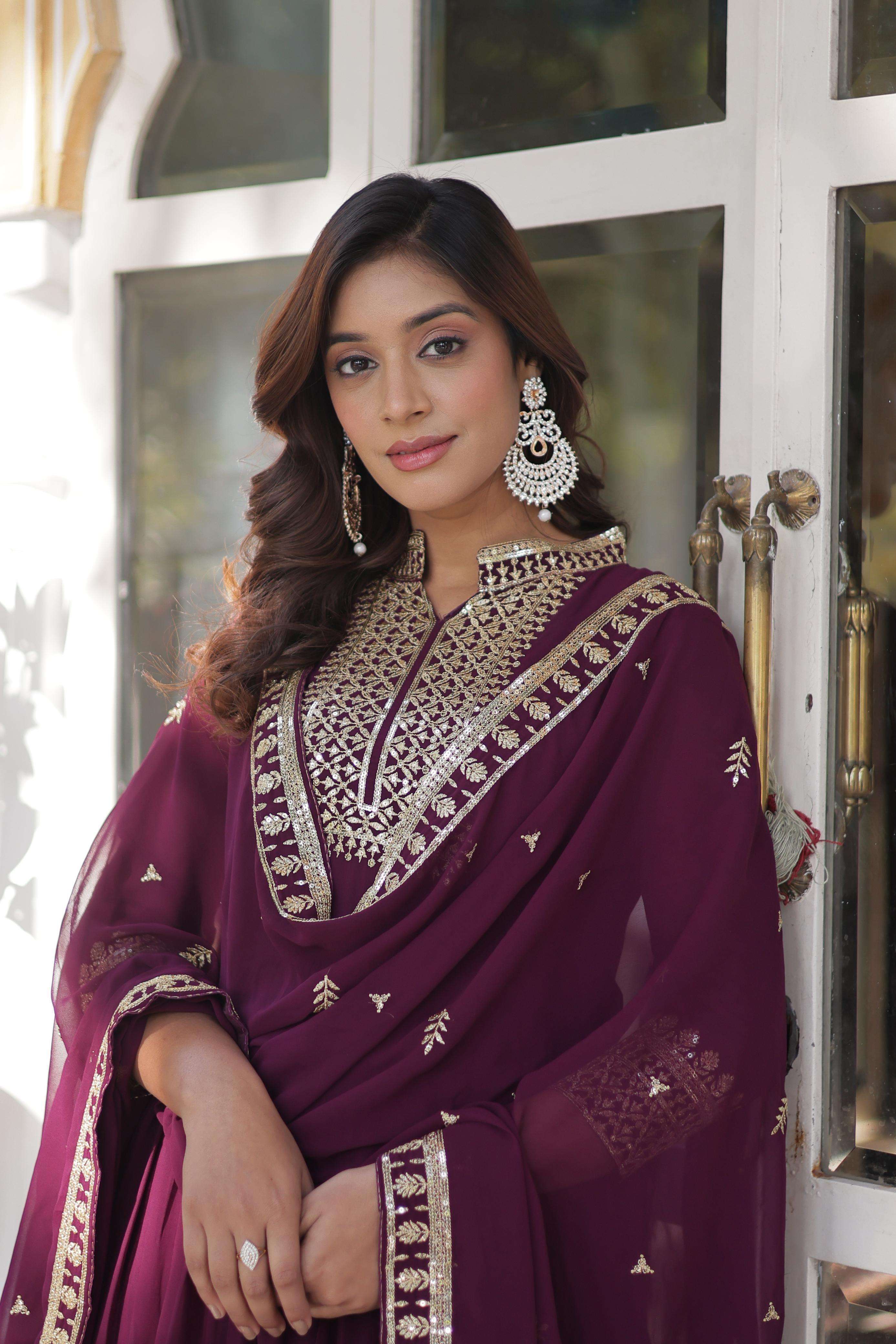 Code LW 9210 GOWN DUPATTA collection manufacturers surat 