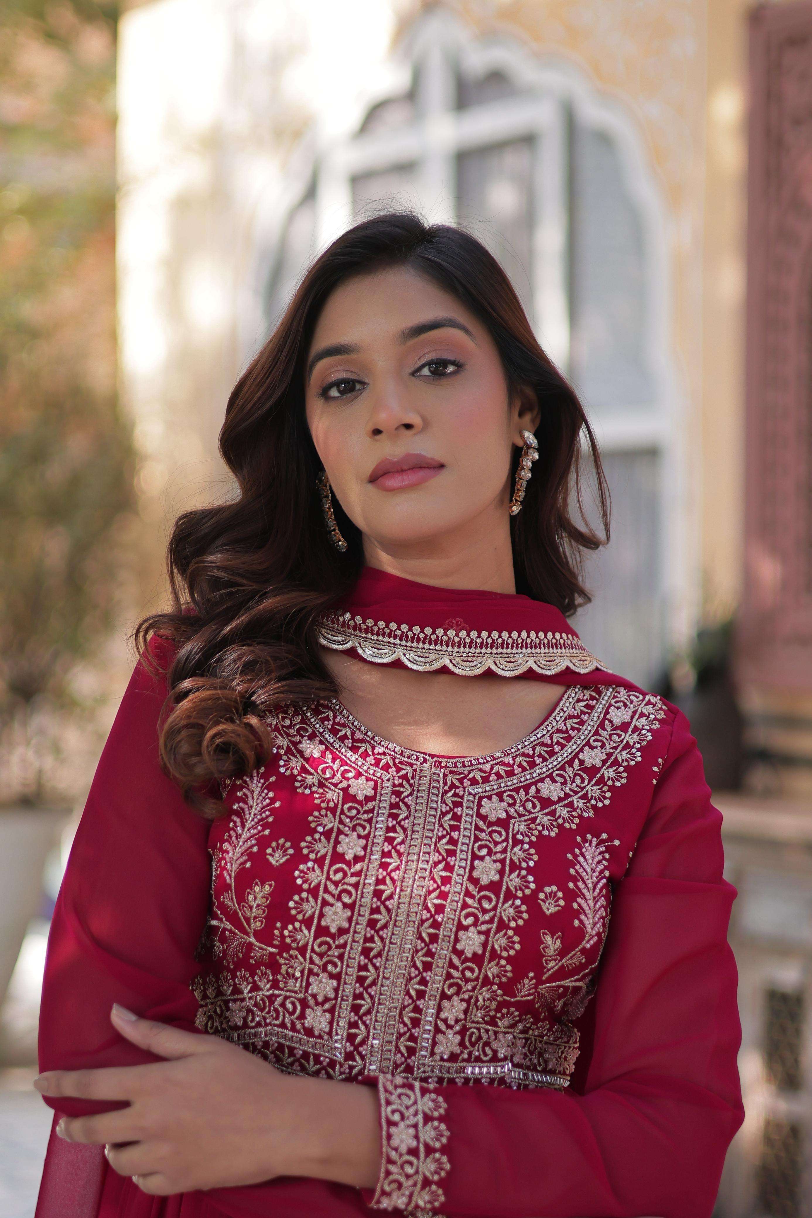 Code LW 9221 READYMADE GOWN DUPATTA COLLECTION manufacturer surat 