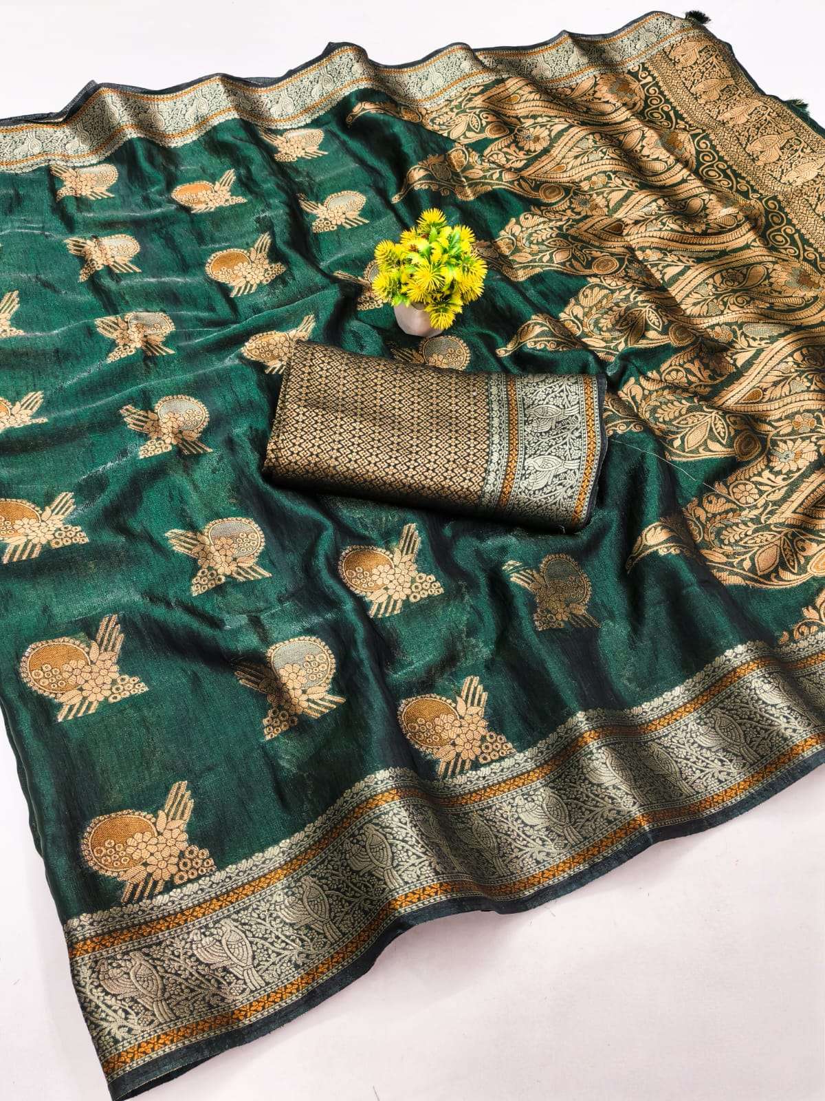 KANJI QUEEN – Royal Banaras Silk Saree Collection