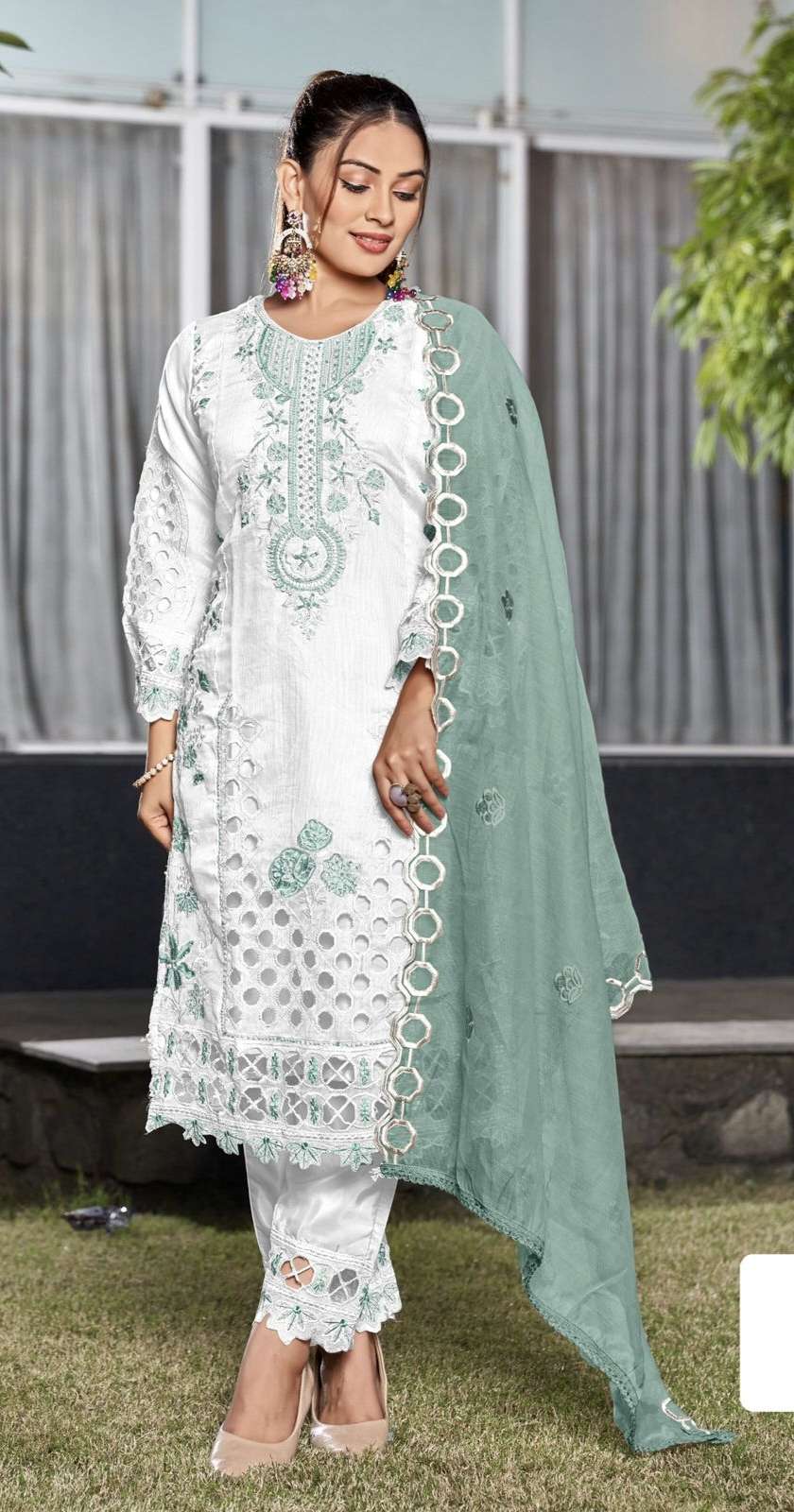 D no R 1304 by motifz suit collection manufacturers surat 