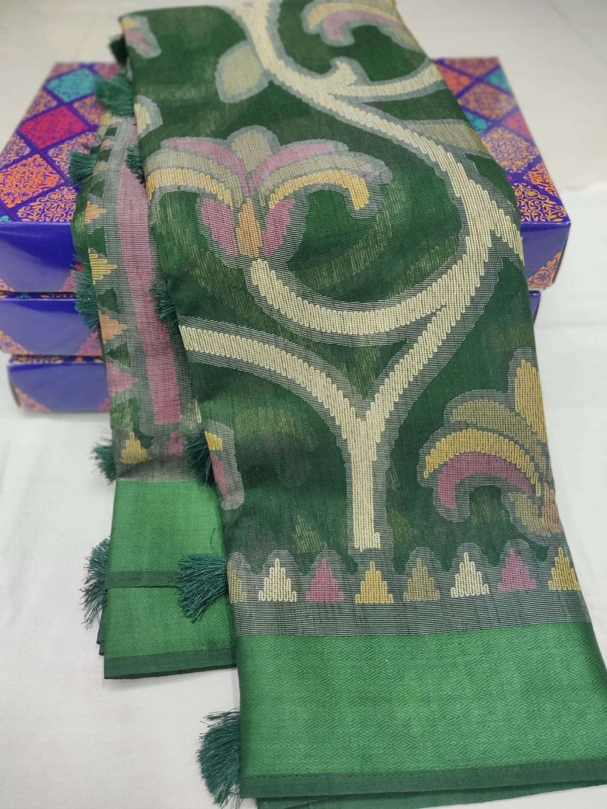 Exclusive Linen Jute Brasso Saree Collection