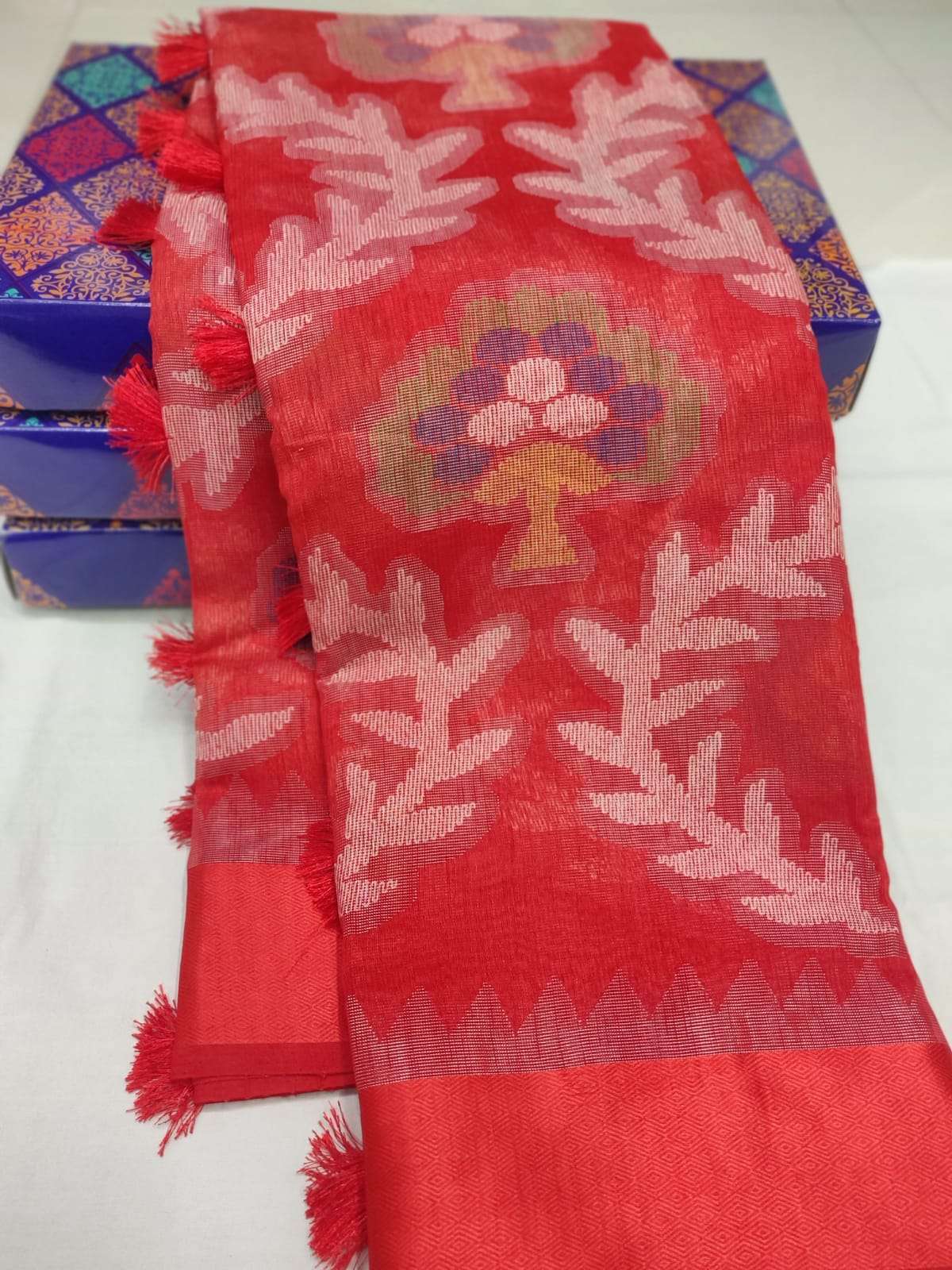 Exclusive Linen Jute Brasso Saree with Grand Rich Pallu