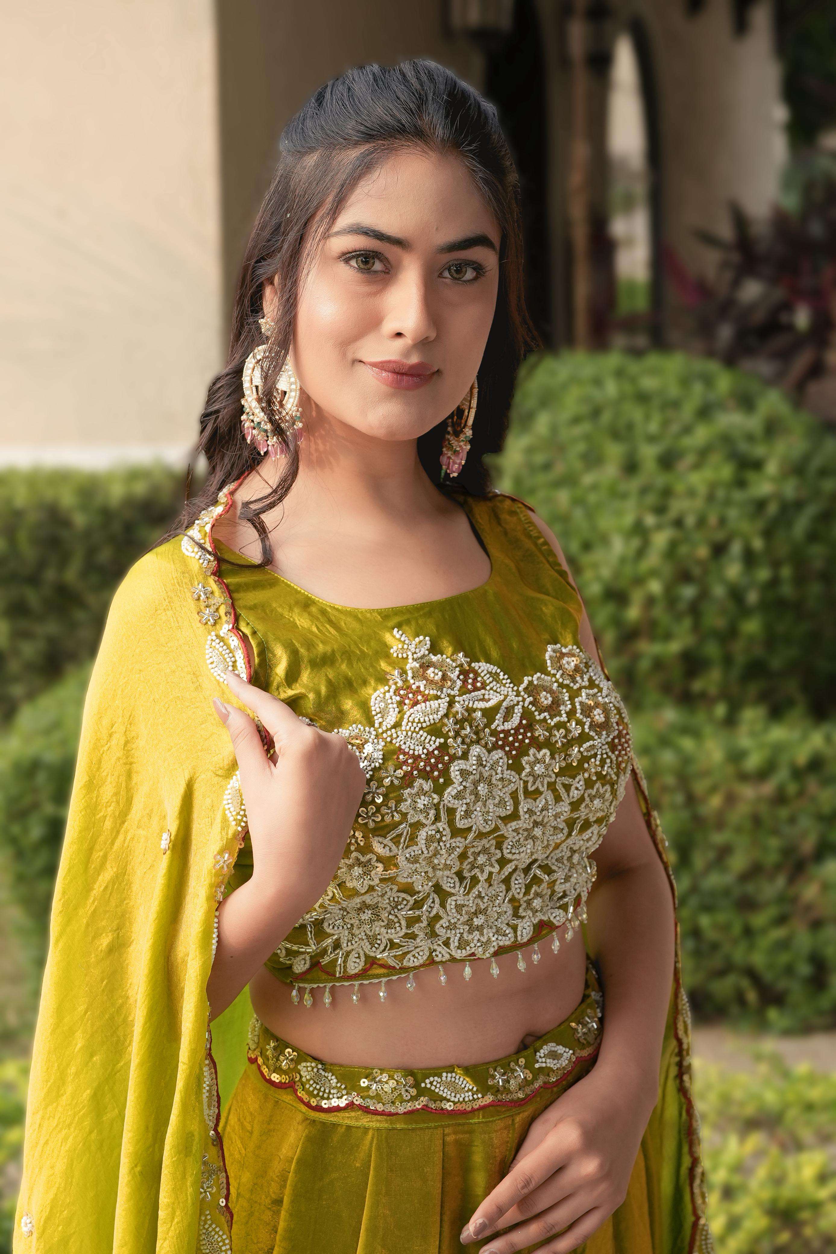 GRTN8124ANTIQGLD GRTN8124ANTIQGLD Lehenga choli collection manufacturers surat  choli collection man...