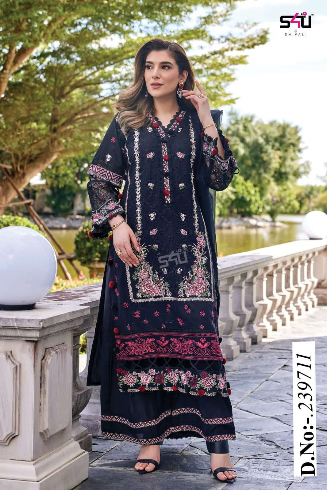 239711 F KURTI collection manufacturers surat 
