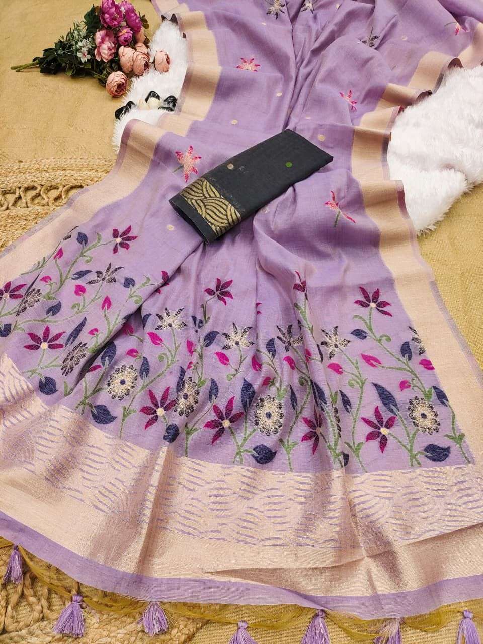 Elegant Chanderi Cotton Saree with Floral Weaving Pallu