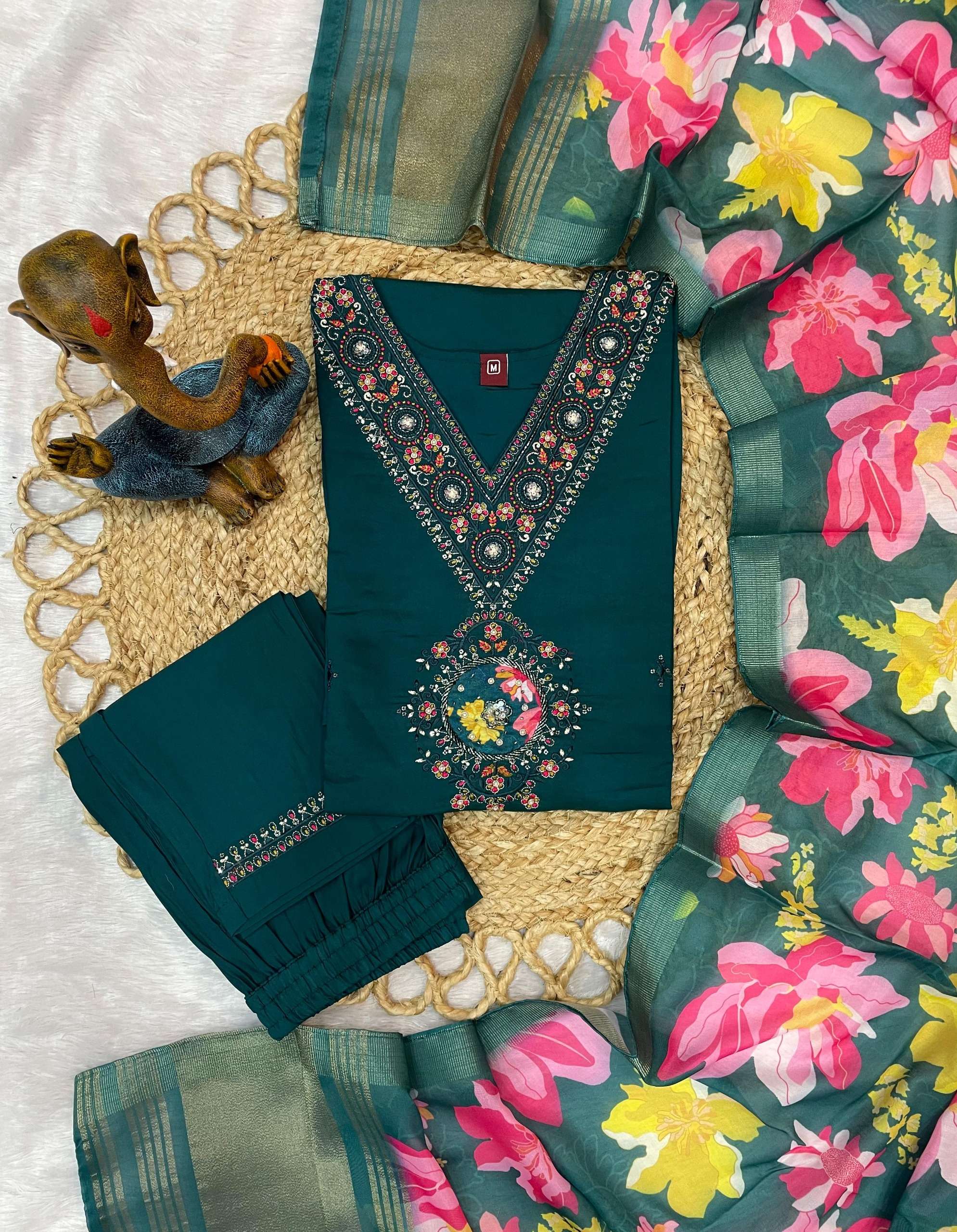 AL 112 kurti collection manufacturers surat 