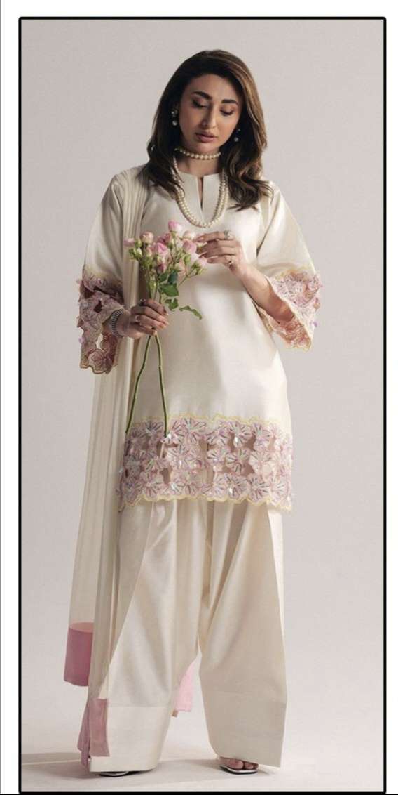 HF 808 by Hoor Tex suit collection manufacturers surat 