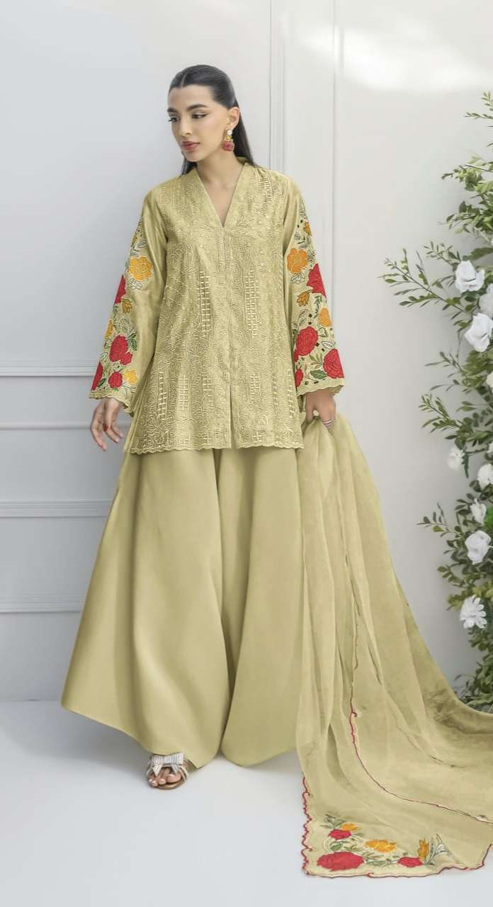 Design no SR 2538 by shree fab Kurti collection manufacturers surat