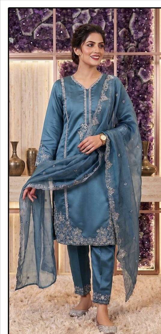 HF 681 A To C by Hoor Tex suit collection manufacturers surat 