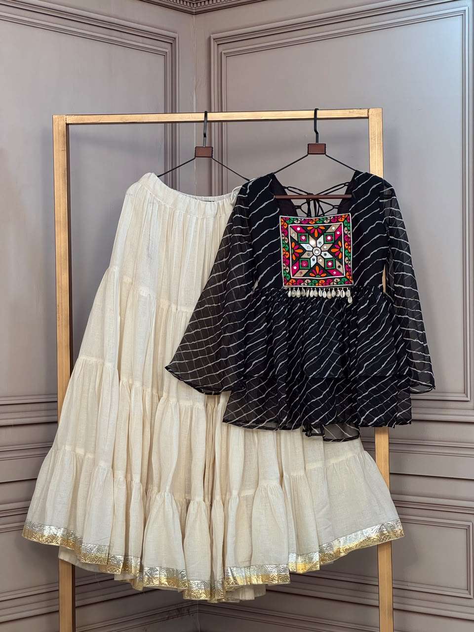 Code KA 5074 A  NAVRATRI LEHENGA CHOLI collection manufacturers surat 