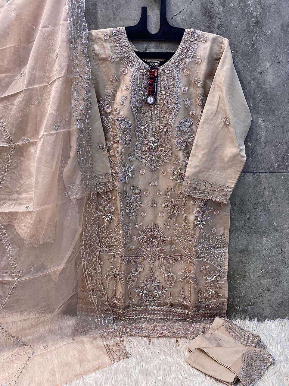 d5231251-4e69-4e47-a290-6217087ac460