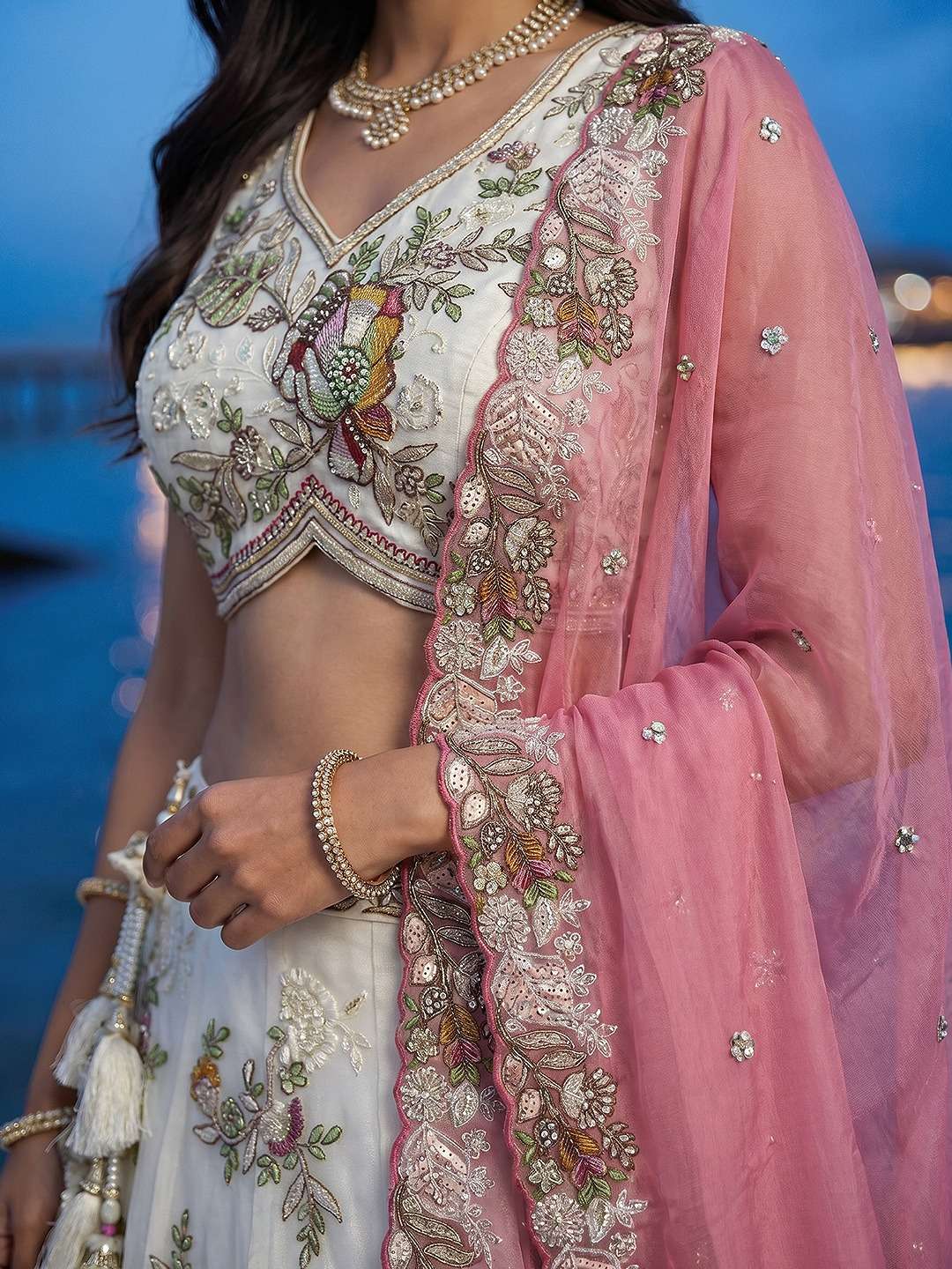 1001532277