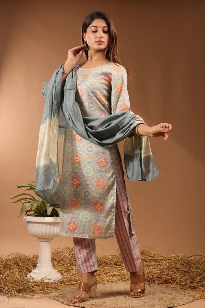 Capsuil Foil Print Readymade Collection