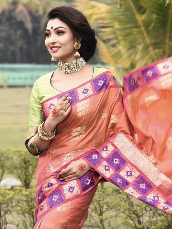 Upada Silk By Sangam 4001 Series Fancy Sesigner Weaving Silk Saree Wholesaler Surat