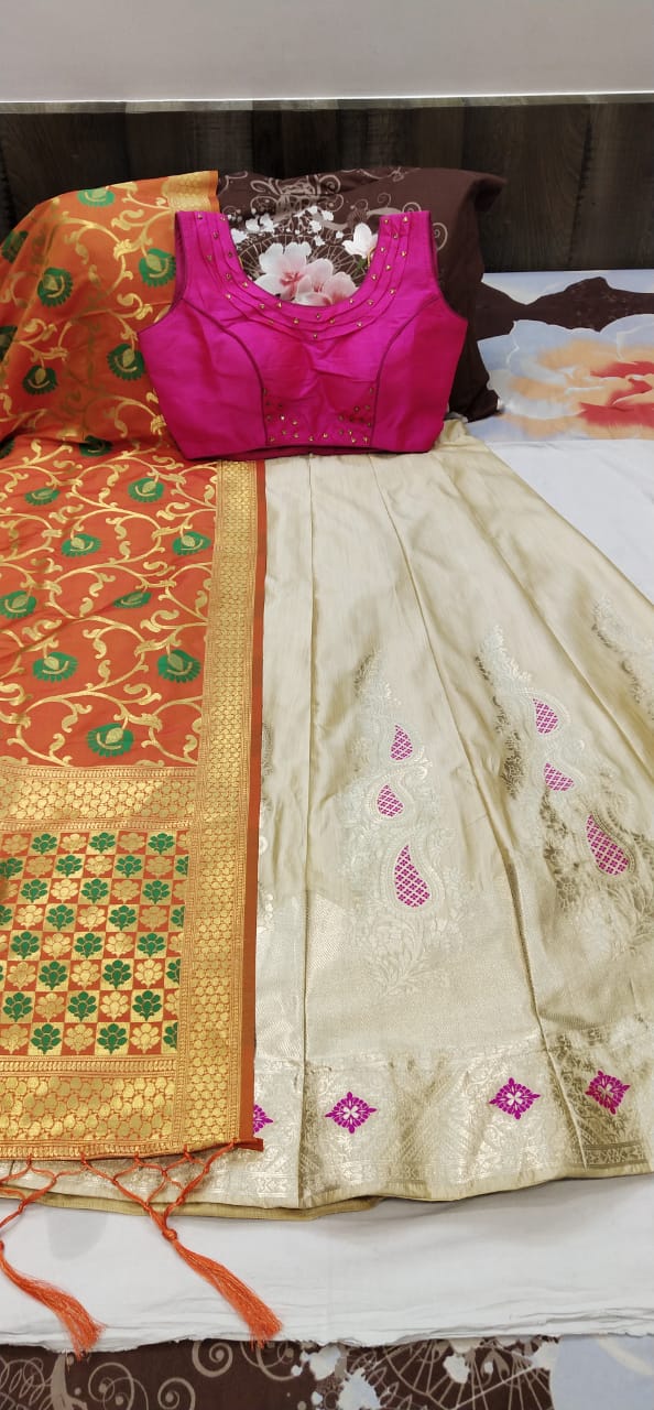 Payal Lehengas Fancy Designer Silk Lehenga Collection Wholesaler Surat