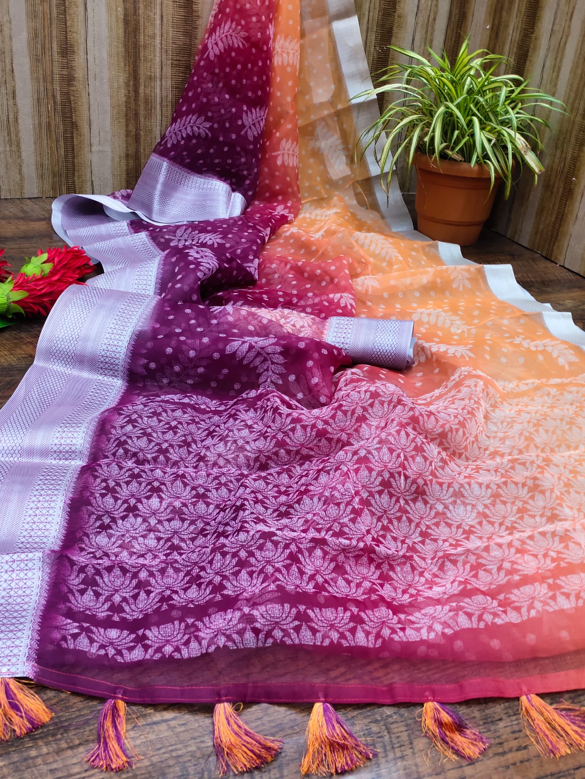 Premium Organza Saree Single Available Wholesale Supplier Traders In Surat