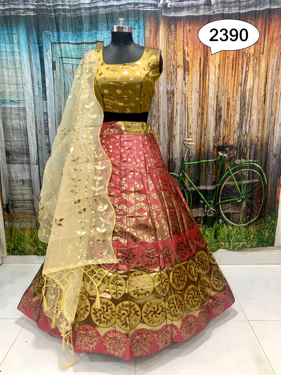 New Banarasi Lehanga Choli Single And Set Stockiest And Supplier From Surat