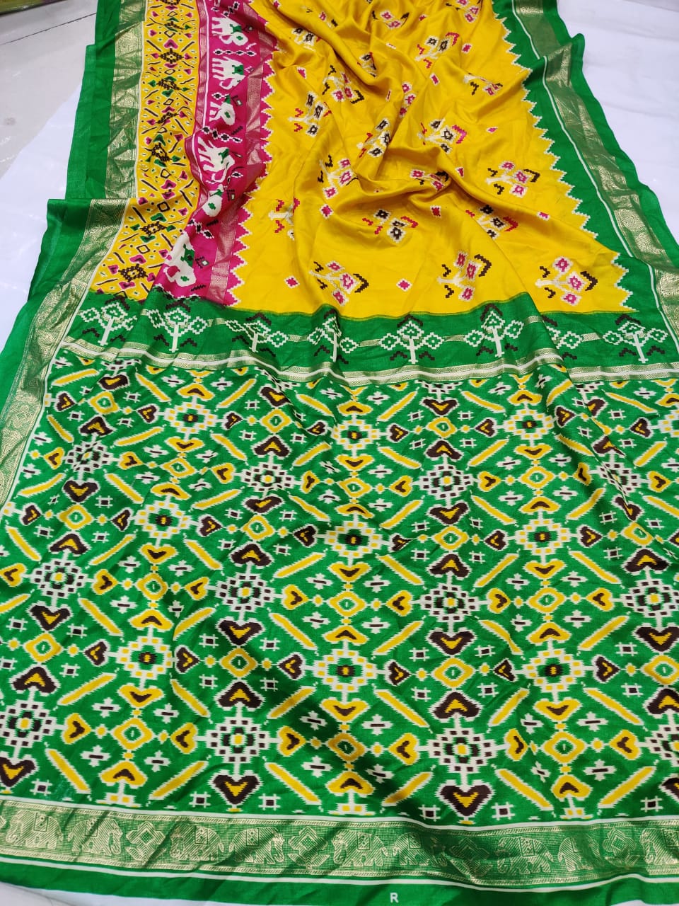 Soft Cotton Silk Saree Single And Set Stockiest And Supplier From Surat