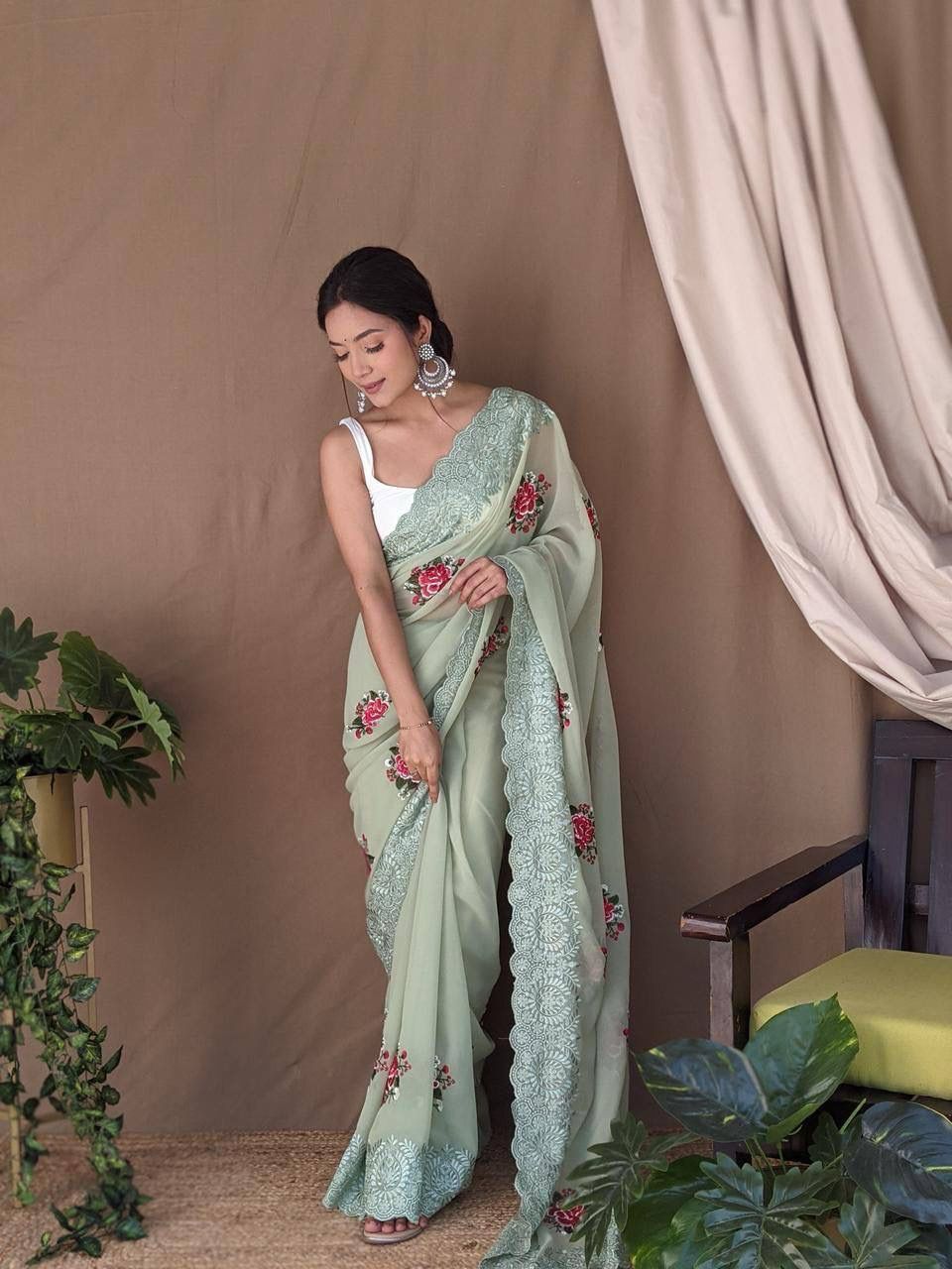 Fanna Pure Georgette Stylish Exclusive Sarees Collection Surat