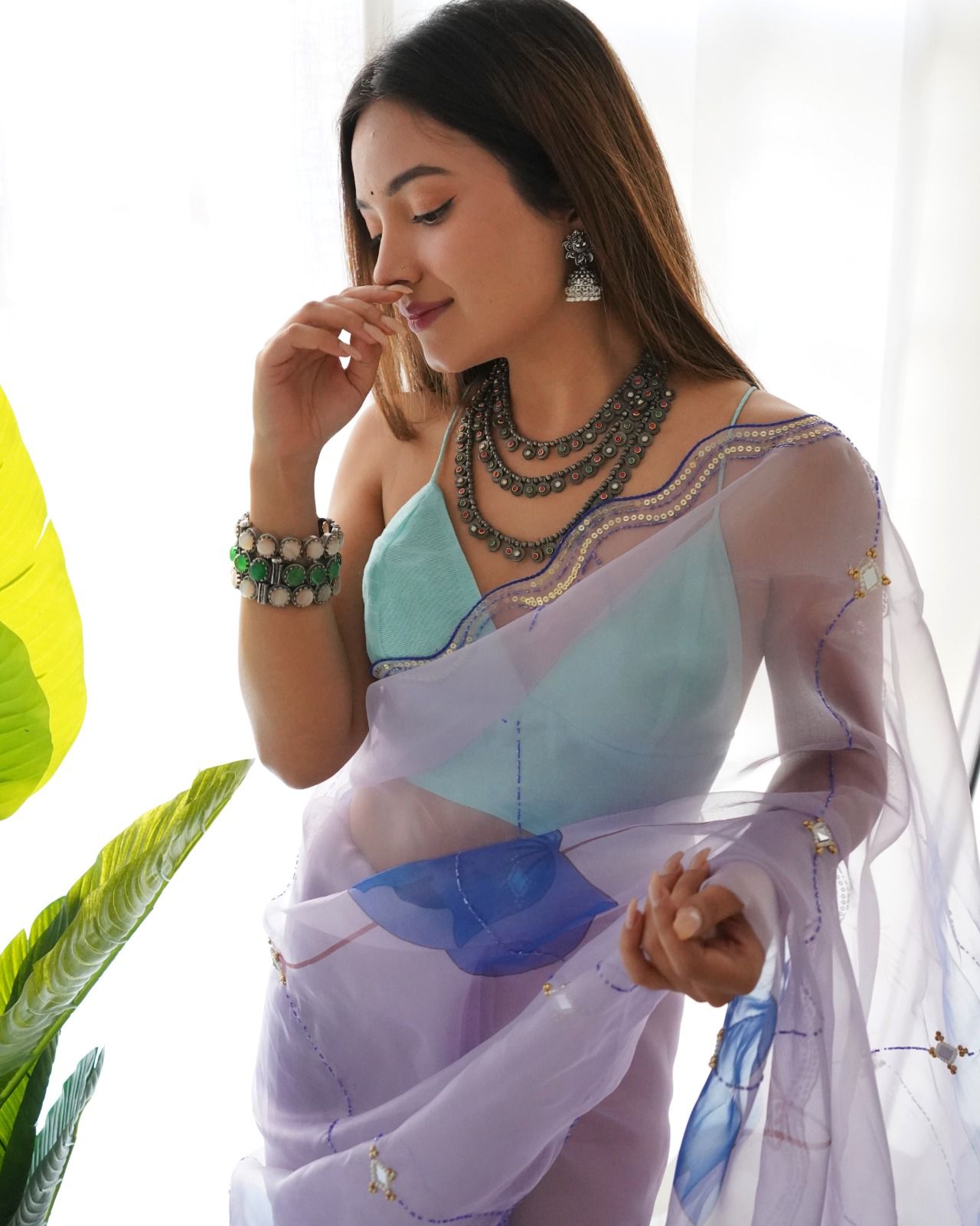 Aaru Organza Cutwork Fancy Saree