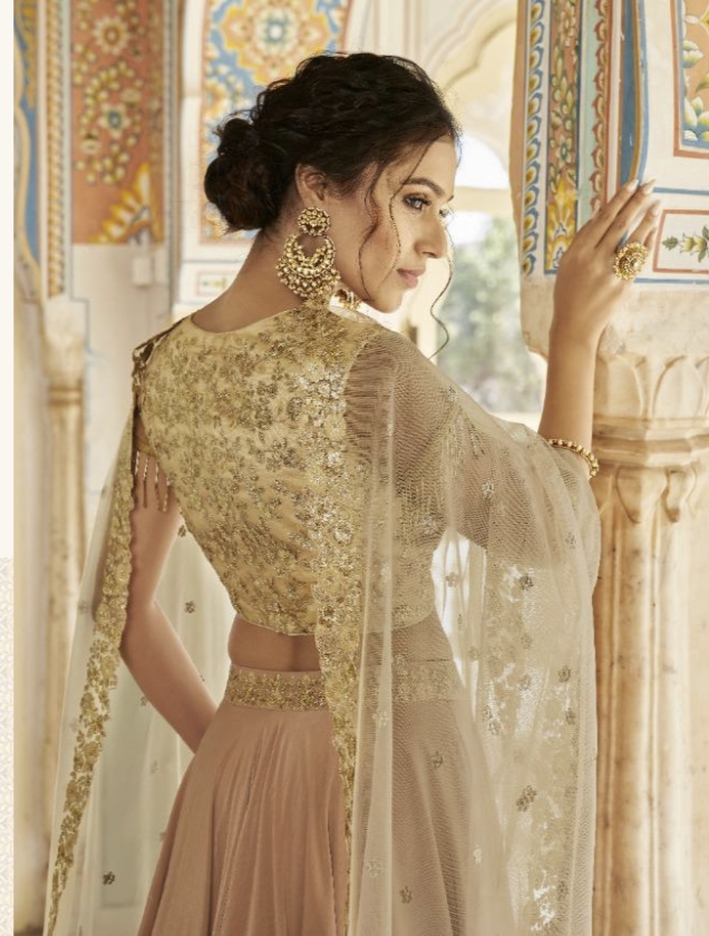 Nakkashi By Eira Single And Set Stockiest And Supplier From Surat